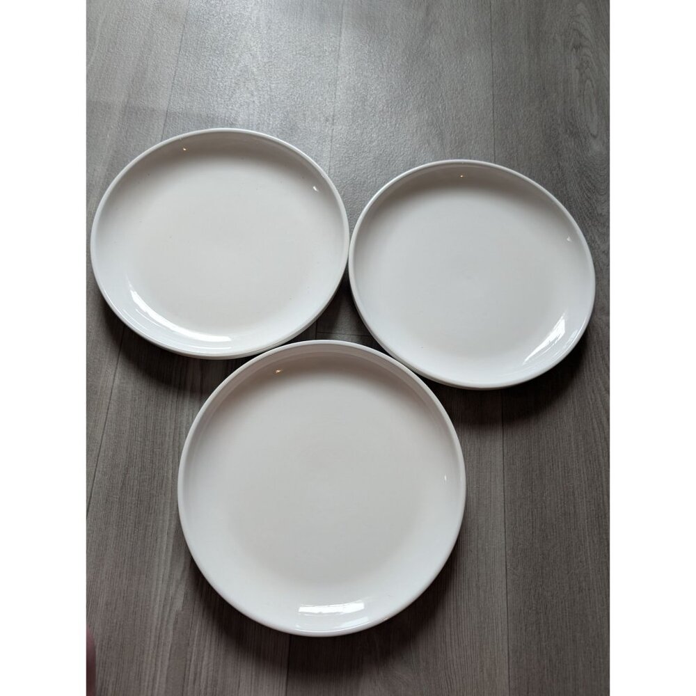 Lovecasa White Porcelain Dinner Plates Set Of 3 10.5" Round Durable & Modern Des